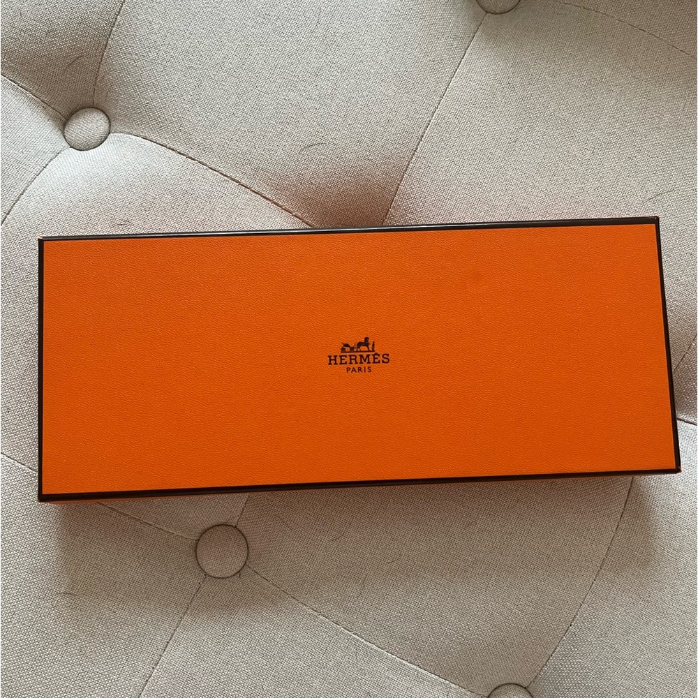 Hermes box